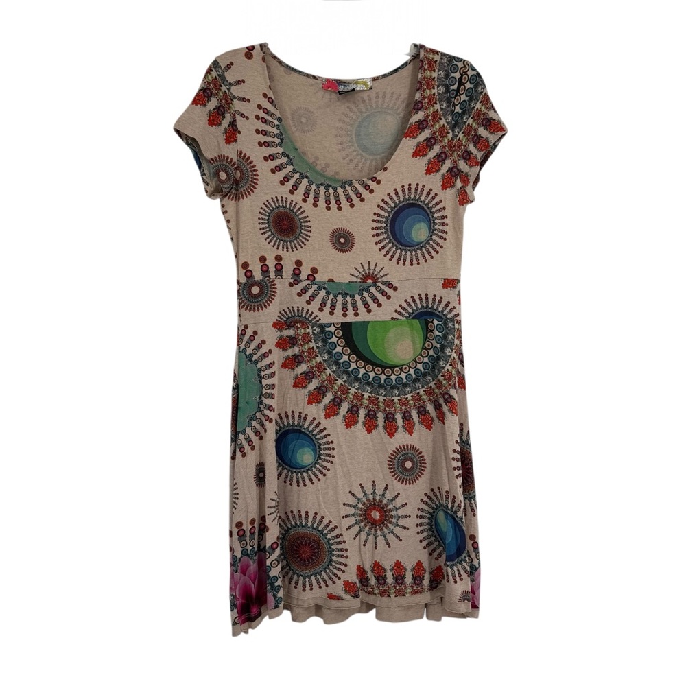 Desigual Dress Size Large Short Sleeve Beige Floral/geo Pattern stretch midi